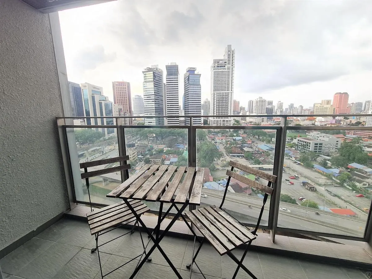شقة Summer Suites @Bukit Bintang Klcc By Sarah'S Lodge كوالالمبور